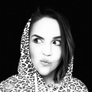 Meet your Posher, Ingrid